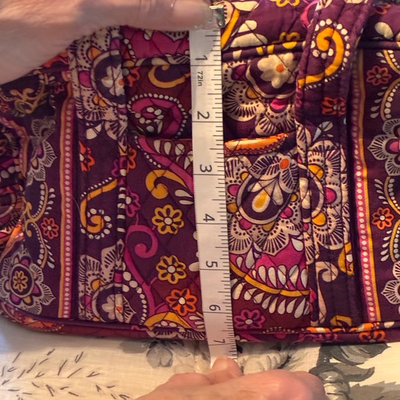 Vera Bradley Safari Sunset Mini Duffel NWOT - Picture 8 of 8